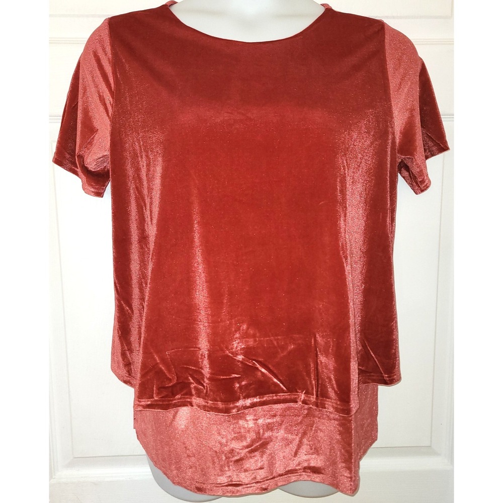 Women's DG2‎ Small Faded Red Velvet Layered Short Sleeve Blouse